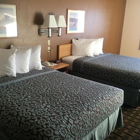 Days Inn By Wyndham Hurricane/Zion National Park Area Exteriér fotografie